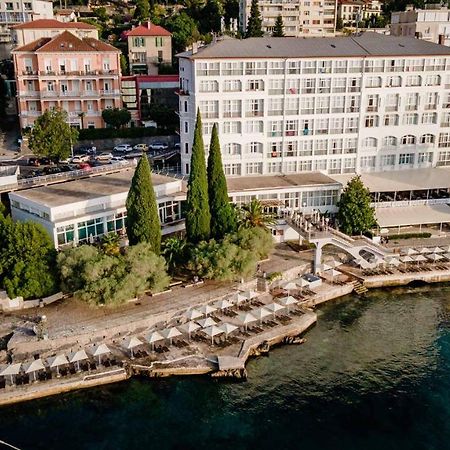Hotel Kristal - Liburnia Opatija Exterior photo