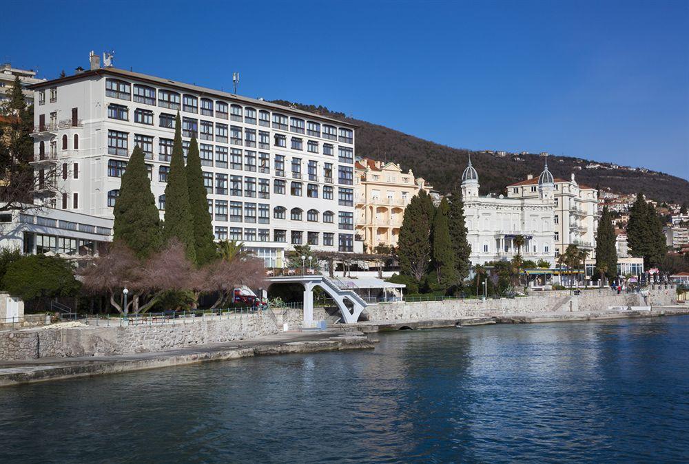 Hotel Kristal - Liburnia Opatija Exterior photo